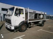 camion platformă standard Mercedes