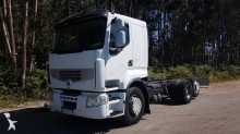camión chasis Renault