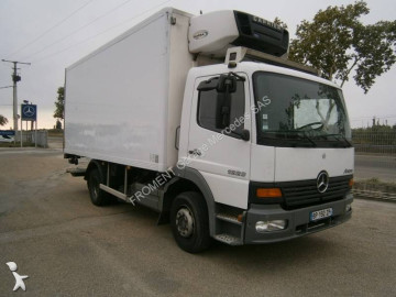 camion frigorific(a) mono-temperatură Mercedes