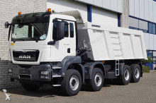 camion benne MAN