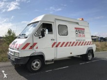 camión de asistencia en ctra Renault