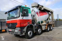 Mercedes Actros 3241