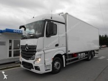 Mercedes plywood box truck