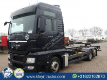 MAN container truck