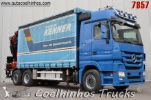 camião caixa aberta com lona Mercedes