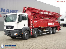 camion béton malaxeur + pompe MAN