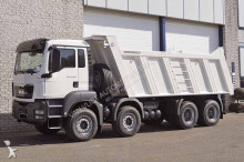 camion benne MAN