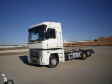 Renault container truck