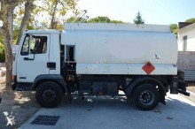 camión cisterna hidrocarburos DAF