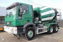 camion béton toupie / Malaxeur Iveco