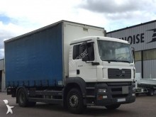 MAN tautliner truck