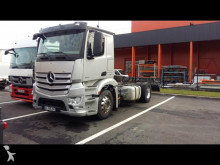camión Mercedes Antos 1851 NL 40