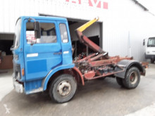 Renault hook lift truck