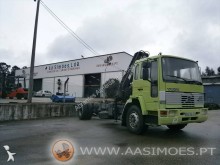camión chasis Volvo