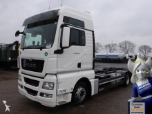 MAN container truck