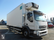 camión frigorífico Volvo