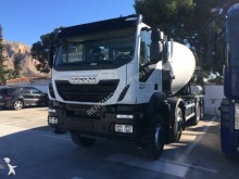 camion calcestruzzo rotore / Mescolatore Iveco
