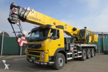 Grove flatbed truck