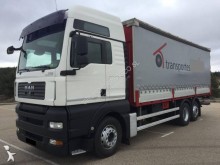 vrachtwagen aanhanger met zeilwanden MAN