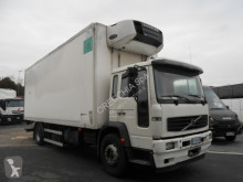 camion frigo Volvo