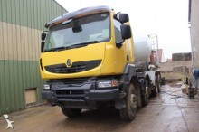 camion béton toupie / Malaxeur Renault