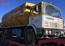 camión Renault DG 230.20