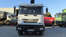 camión multivolquete Iveco