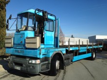 Renault iron carrier flatbed truck