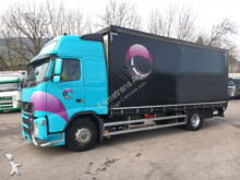 Volvo tarp truck
