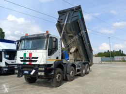 Hyundai box truck