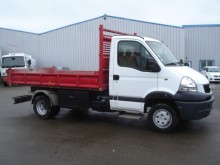Renault tipper truck