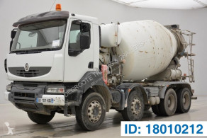 Renault Kerax 450 DXi truck