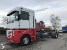 camión chasis Renault
