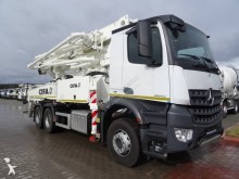 camion pompe à béton Mercedes