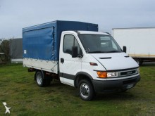 camion cassone centinato Iveco