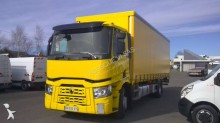 Renault tautliner truck