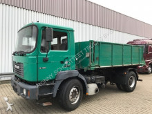 camion tri-benne MAN