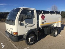 vrachtwagen tank koolwaterstoffen Nissan