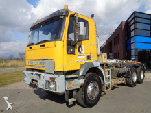 vrachtwagen Iveco Eurotrakker 260E34
