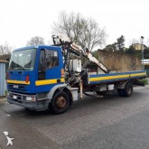 camión portamáquinas Iveco