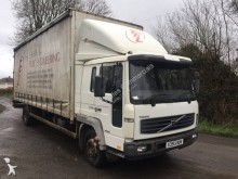 Volvo tautliner truck