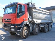 camião Iveco Trakker 410
