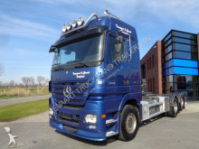 vrachtwagen Mercedes Actros 2548