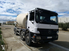 camión Mercedes 4141 -BENZ - CAMION HORMIGONERA BENZ 8X4 2006 10M3