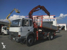 camión volquete Iveco