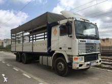 Volvo tautliner truck