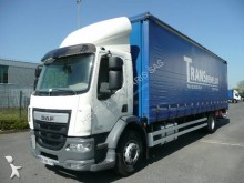 DAF tautliner truck