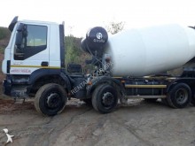 used concrete mixer truck
