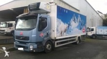camión frigorífico Volvo