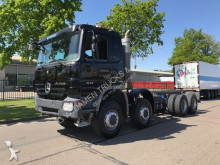 Mercedes chassis truck